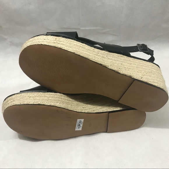 NWOB Torrid Crisscross Strap Wedge w/ Jute Bottom - Picture 3 of 3